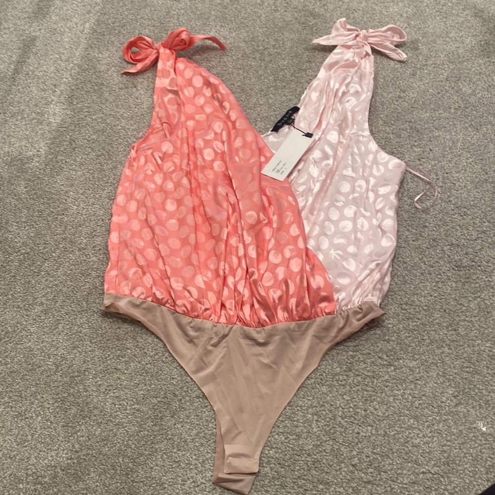 Love songs satin embossed drape tie body suit. Size large